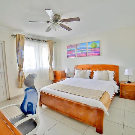 Pearl Aruba Condos Palm Beach Room photo