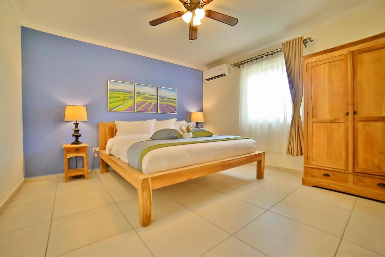 Pearl Aruba Condos Palm Beach Exterior photo